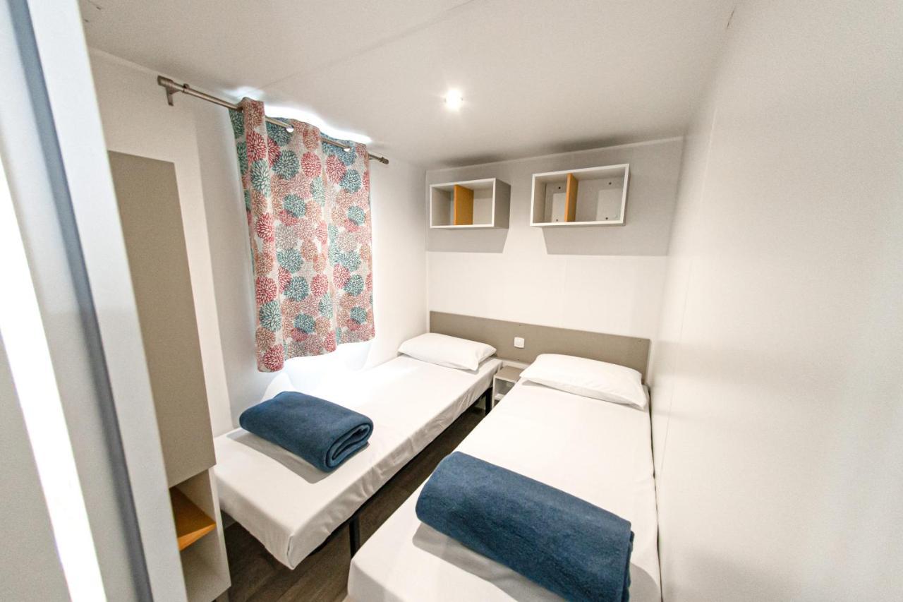 Albatross Mobile Homes On Camping El Pla De Mar Malgrat de Mar Bagian luar foto